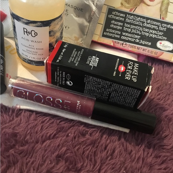 Brand New High End Make-Up Bundle - Picture 8 of 16